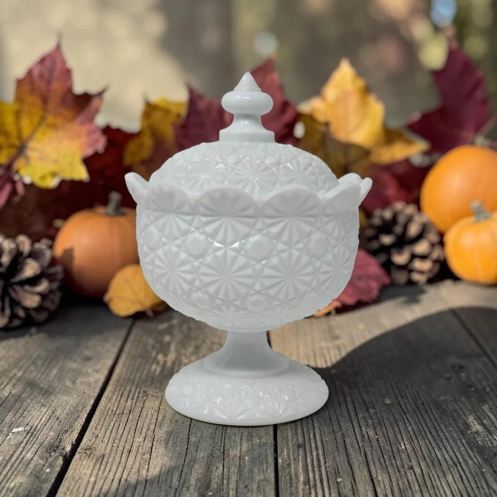 Vtg Fenton Milk Glass-Daisy & Button Pattern Lidded Candy Dish Ice Bucket